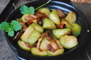 Chỉ 10 phút thôi nhưng mướp xào kiểu này thì đảm bảo ngon