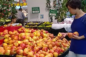 Hà Nội tăng cường lực lượng kiểm tra đảm bảo ATTP dịp cuối năm