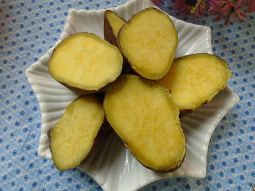 cach lam banh khoai lang cho be 1