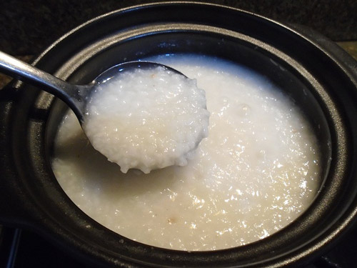 Cháo khoai lang mật nấu với thịt gà cho bé ăn dặm 1