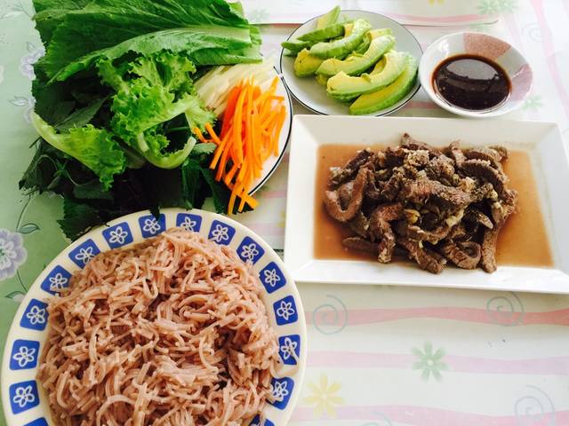 mon bo cuon bo booth 5